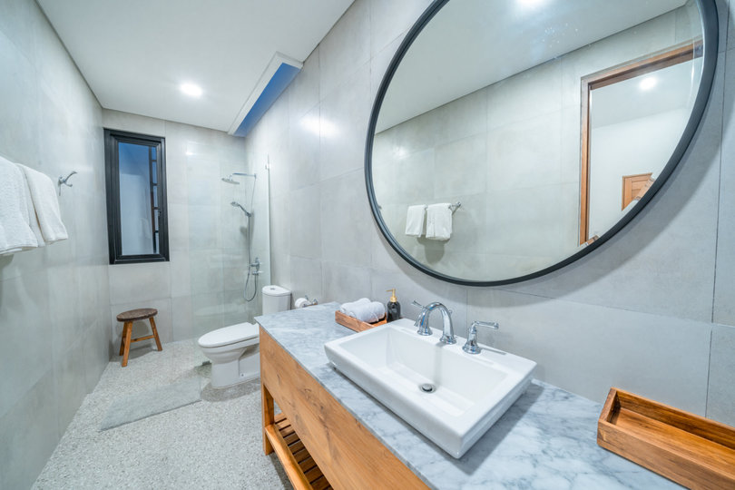 Najboljša počitniška vila s 5 zvezdicami v okrožju Badung z zasebnim bazenom in polnim osebjem, Bali Villa 2104