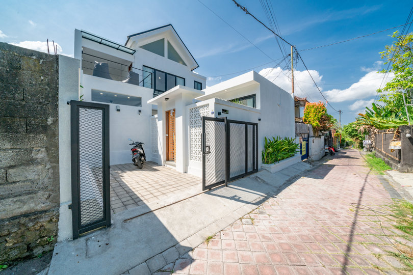 Najboljša počitniška vila s 5 zvezdicami v okrožju Badung z zasebnim bazenom in polnim osebjem, Bali Villa 2104