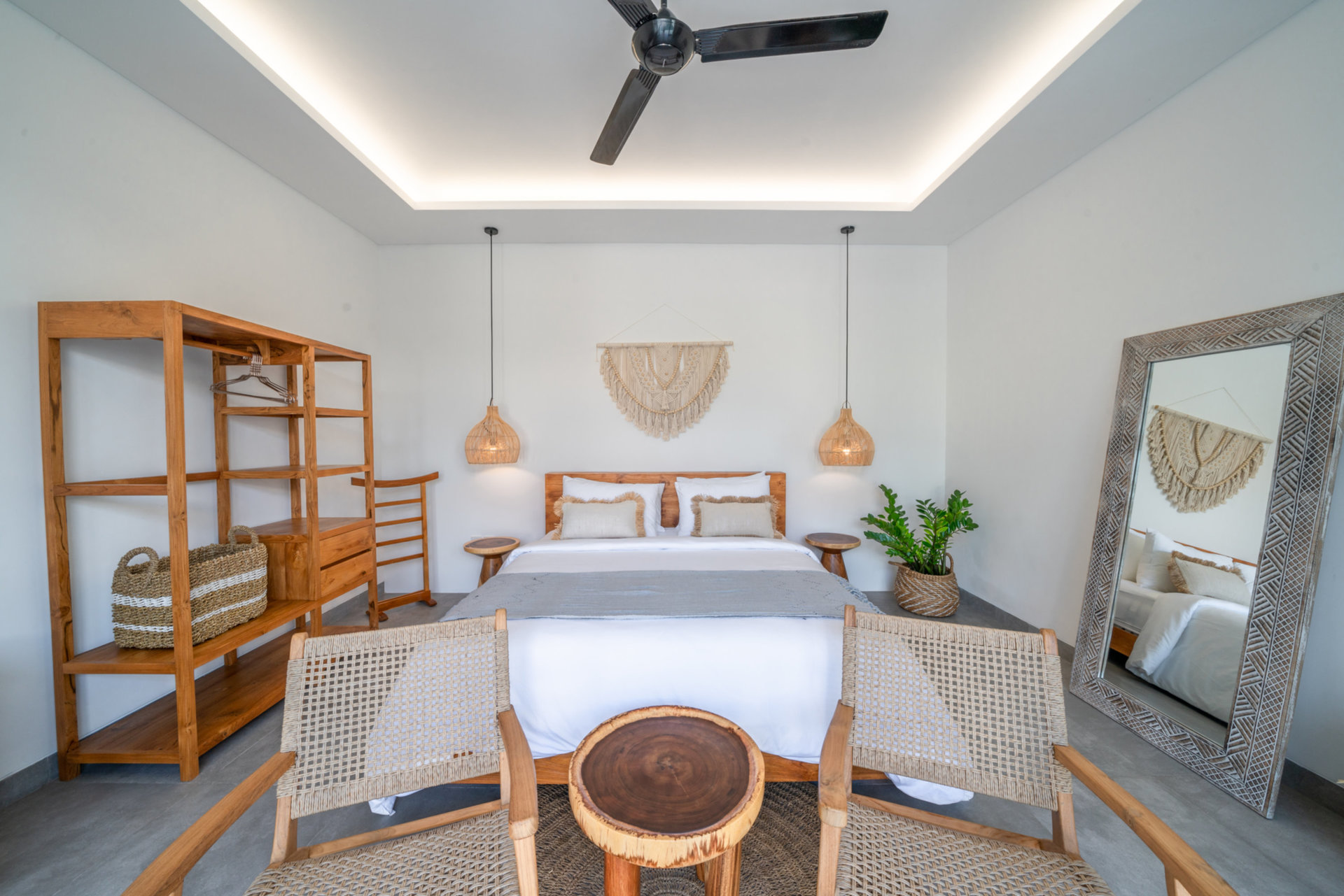 Najboljša počitniška vila s 5 zvezdicami v okrožju Badung z zasebnim bazenom in polnim osebjem, Bali Villa 2104