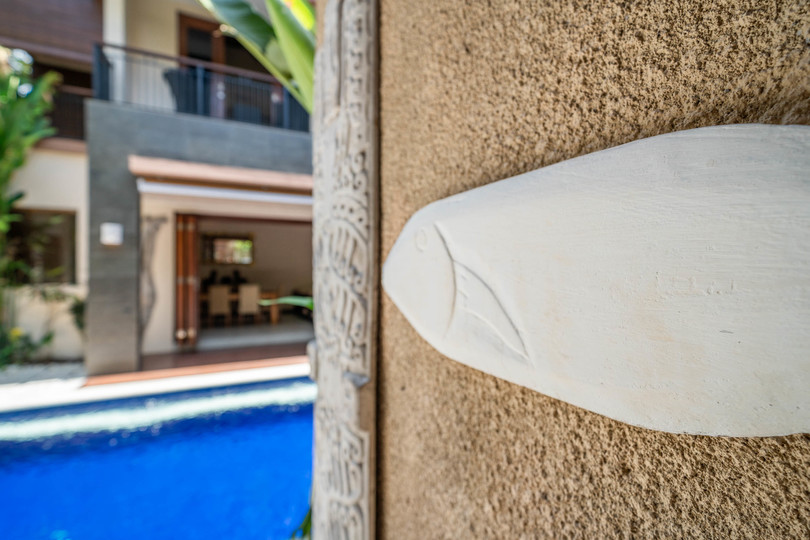 Predstavljajte si, da vaša družina najame luksuzno počitniško vilo s 3 spalnicami blizu plaže Kabupaten Badung Double Six, Bali Villa 2105