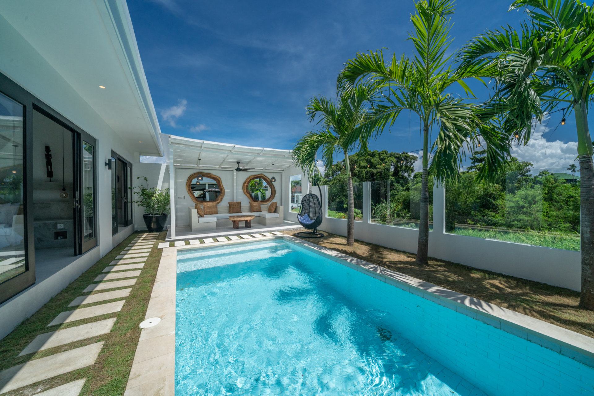 Najboljša počitniška vila s 5 zvezdicami v Kabupaten Badung z zasebnim bazenom in polnim osebjem, Bali Villa 2107