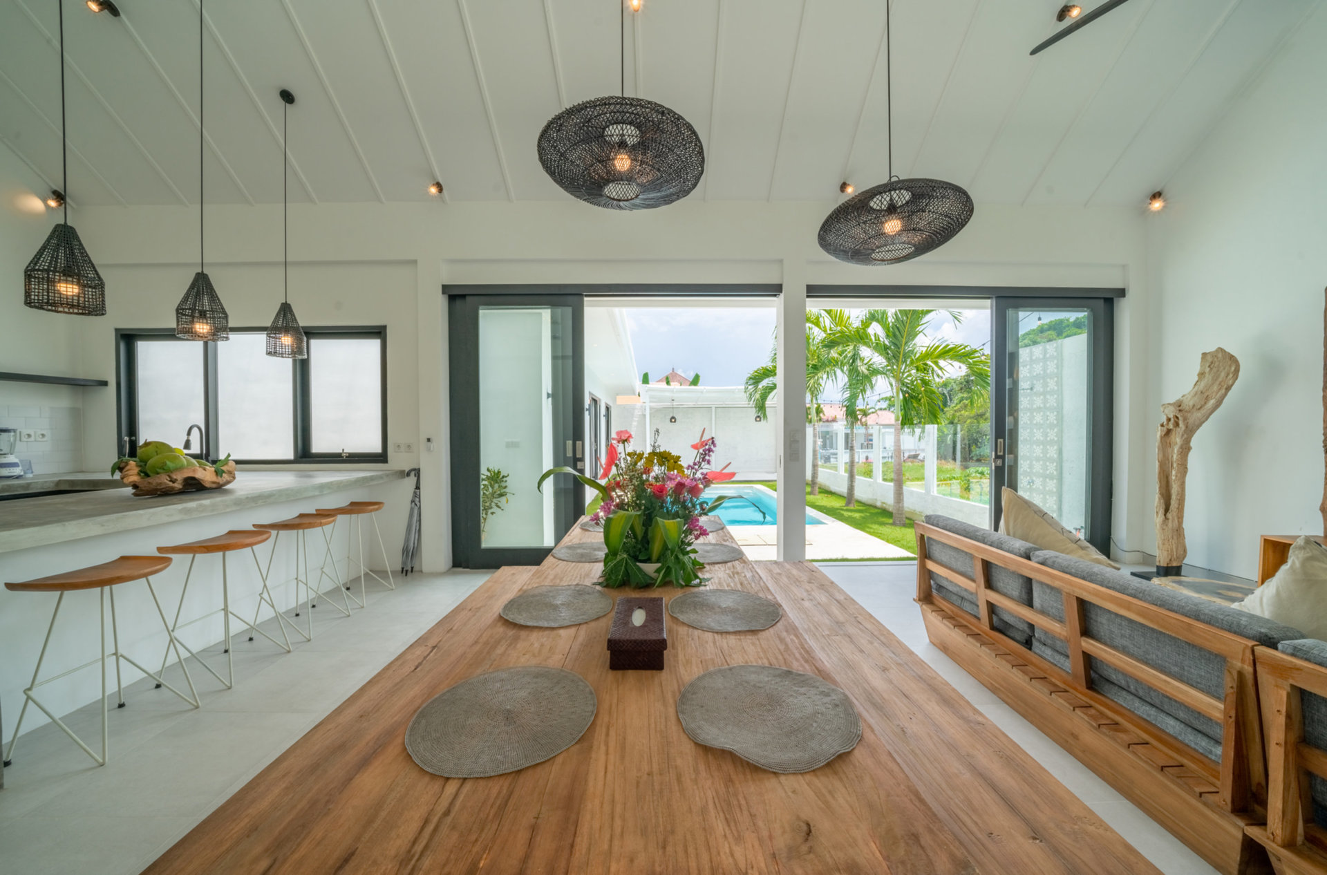 Najboljša počitniška vila s 5 zvezdicami v Kabupaten Badung z zasebnim bazenom in polnim osebjem, Bali Villa 2107