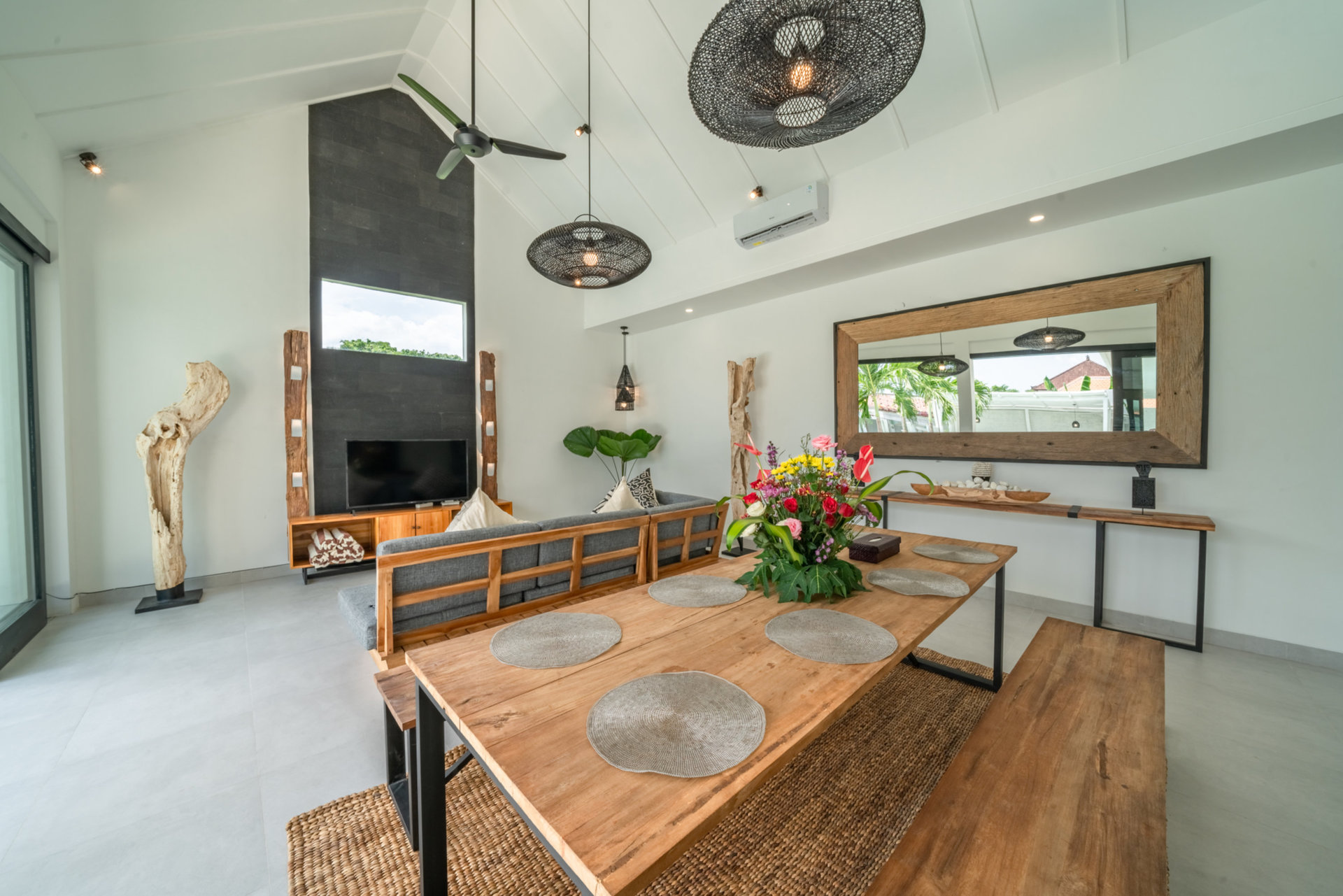 Najboljša počitniška vila s 5 zvezdicami v Kabupaten Badung z zasebnim bazenom in polnim osebjem, Bali Villa 2107