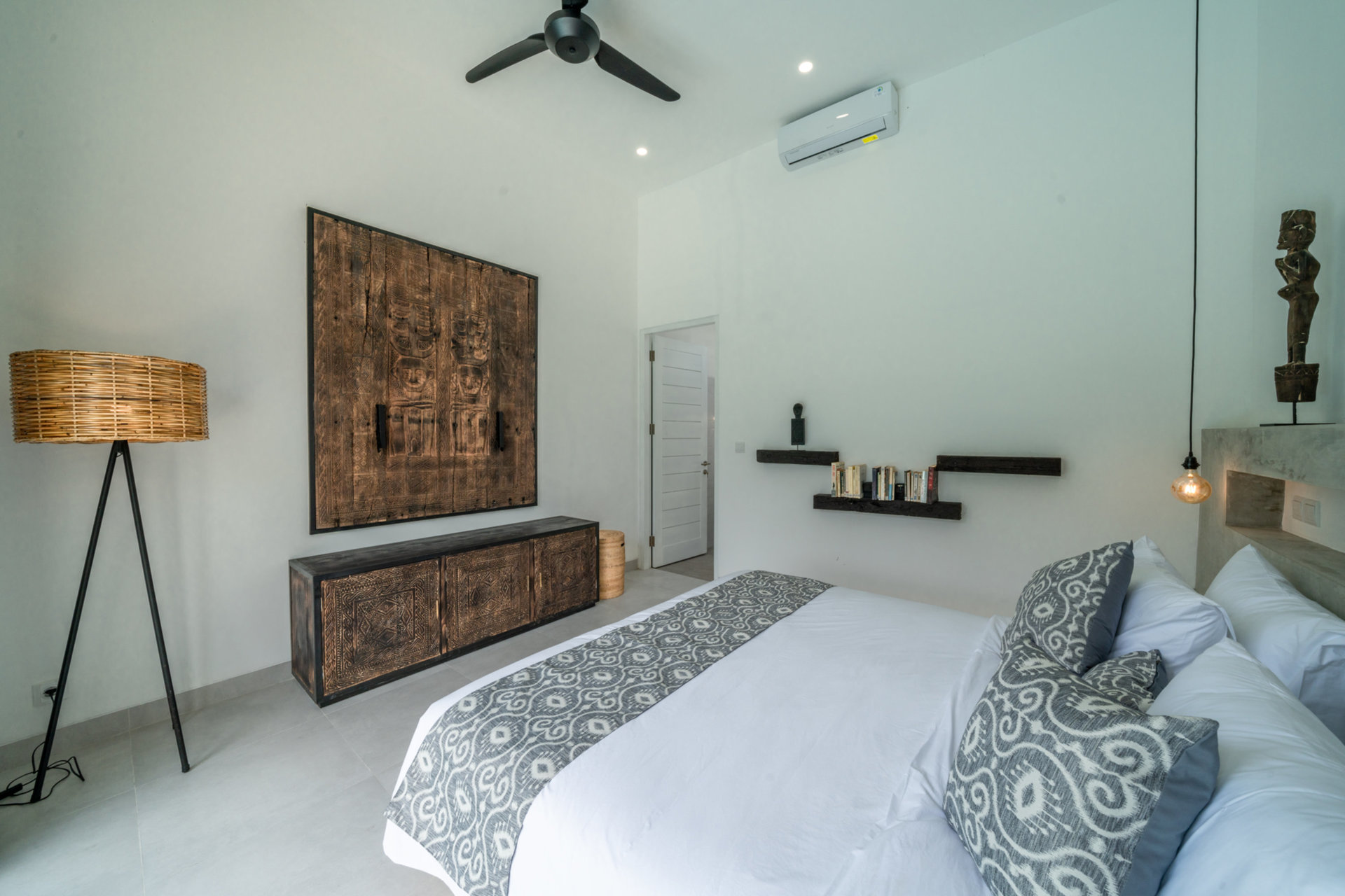Najboljša počitniška vila s 5 zvezdicami v Kabupaten Badung z zasebnim bazenom in polnim osebjem, Bali Villa 2107