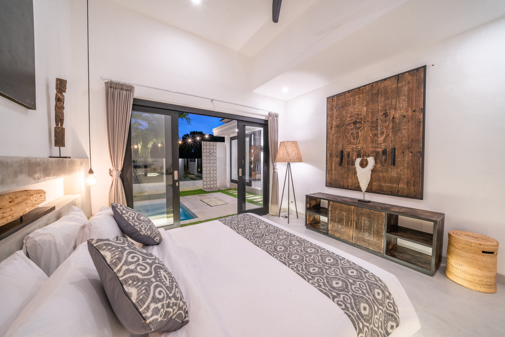 Najboljša počitniška vila s 5 zvezdicami v Kabupaten Badung z zasebnim bazenom in polnim osebjem, Bali Villa 2107