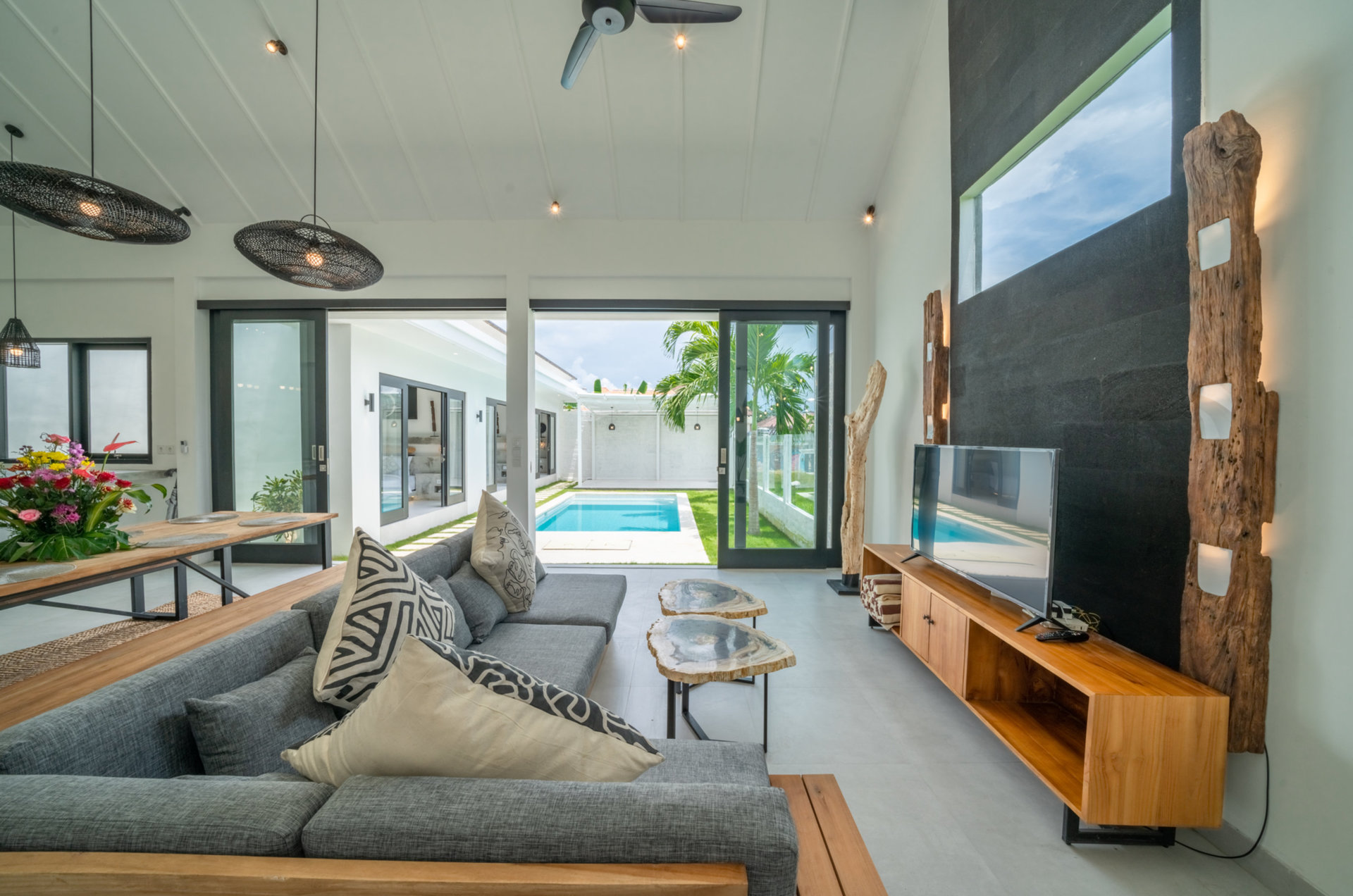 Najboljša počitniška vila s 5 zvezdicami v Kabupaten Badung z zasebnim bazenom in polnim osebjem, Bali Villa 2107