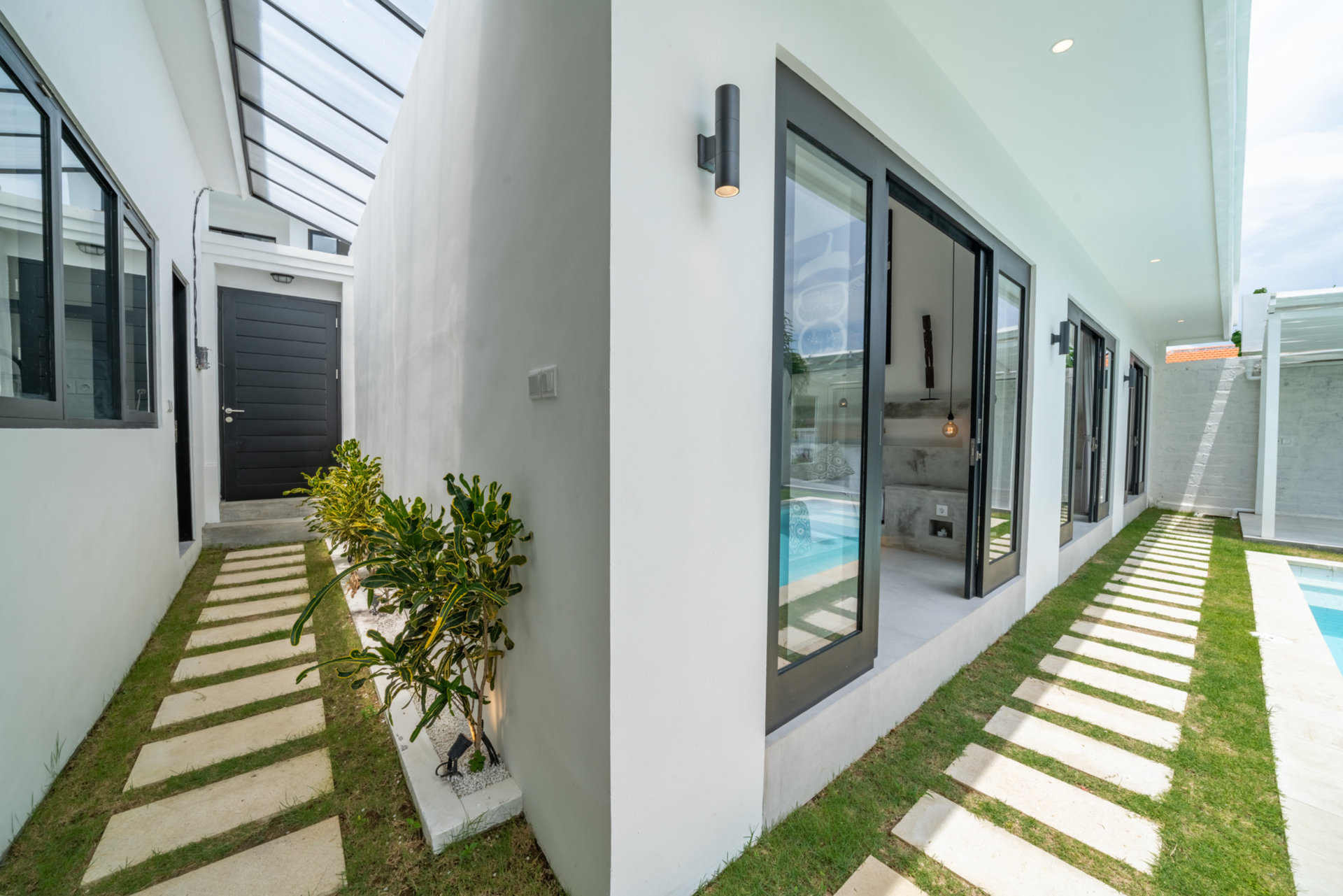 Najboljša počitniška vila s 5 zvezdicami v Kabupaten Badung z zasebnim bazenom in polnim osebjem, Bali Villa 2107