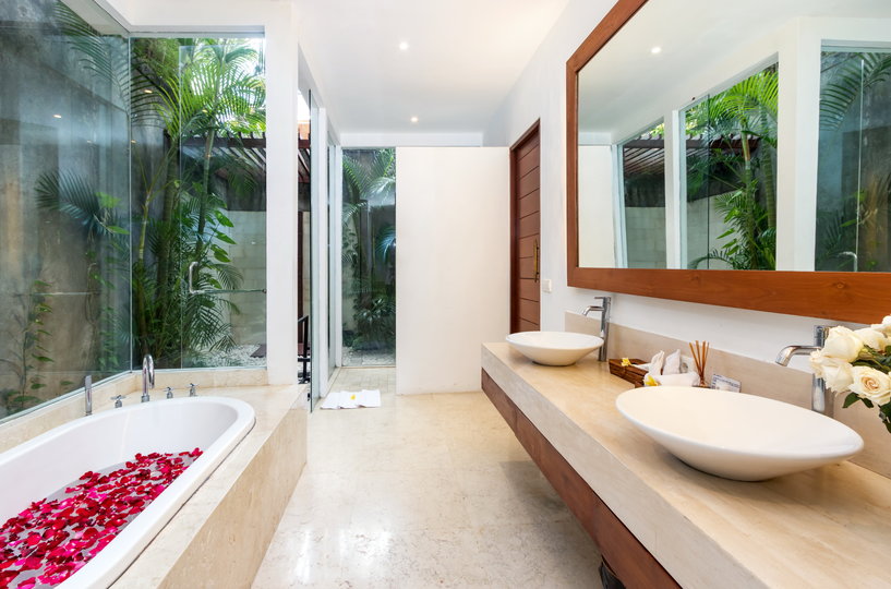Popoln vodnik za najem vaše ekskluzivne počitniške vile v Kabupaten Badung z zasebnim bazenom in polnim osebjem, Bali Villa 2113