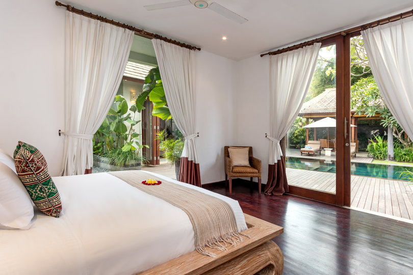 Popoln vodnik za najem vaše ekskluzivne počitniške vile v Kabupaten Badung z zasebnim bazenom in polnim osebjem, Bali Villa 2113