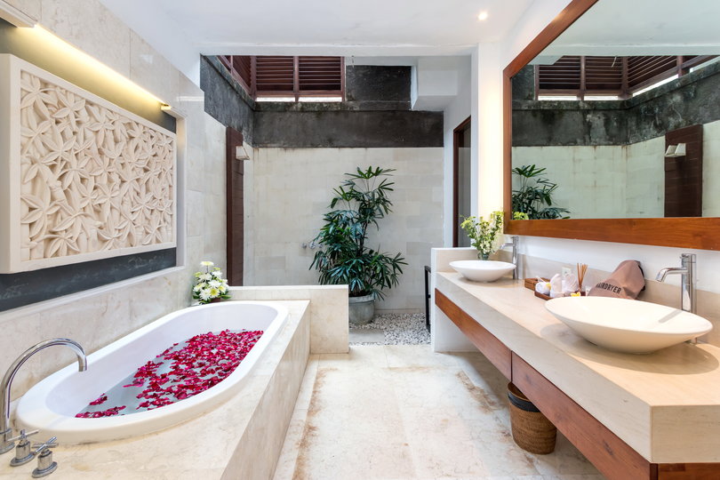 Popoln vodnik za najem vaše ekskluzivne počitniške vile v Kabupaten Badung z zasebnim bazenom in polnim osebjem, Bali Villa 2113