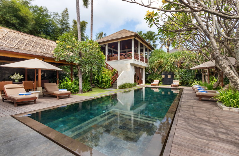 Popoln vodnik za najem vaše ekskluzivne počitniške vile v Kabupaten Badung z zasebnim bazenom in polnim osebjem, Bali Villa 2113