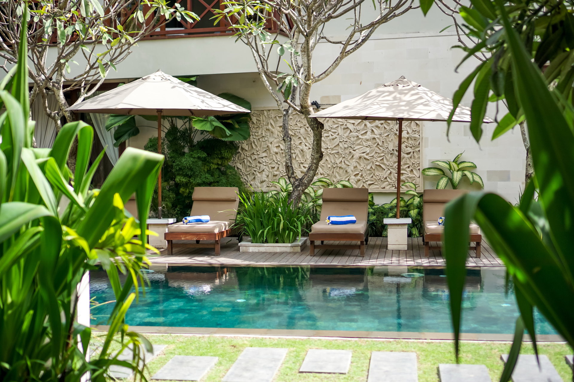Popoln vodnik za najem vaše ekskluzivne počitniške vile v Kabupaten Badung z zasebnim bazenom in polnim osebjem, Bali Villa 2113