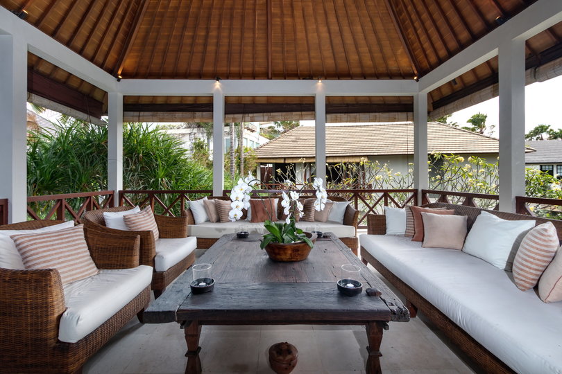 Popoln vodnik za najem vaše ekskluzivne počitniške vile v Kabupaten Badung z zasebnim bazenom in polnim osebjem, Bali Villa 2113