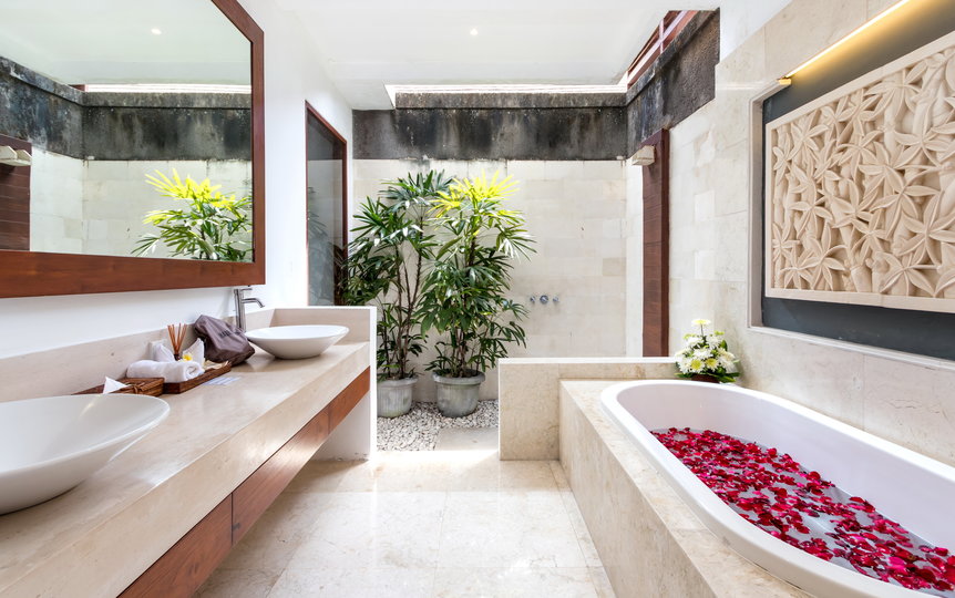 Popoln vodnik za najem vaše ekskluzivne počitniške vile v Kabupaten Badung z zasebnim bazenom in polnim osebjem, Bali Villa 2113