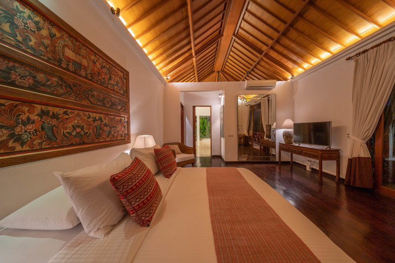 Popoln vodnik za najem vaše ekskluzivne počitniške vile v Kabupaten Badung z zasebnim bazenom in polnim osebjem, Bali Villa 2113