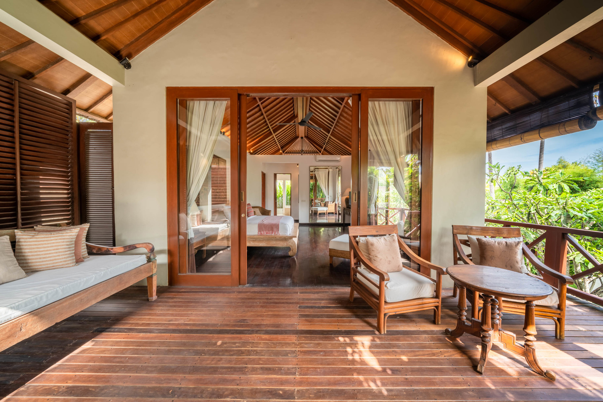 Popoln vodnik za najem vaše ekskluzivne počitniške vile v Kabupaten Badung z zasebnim bazenom in polnim osebjem, Bali Villa 2113