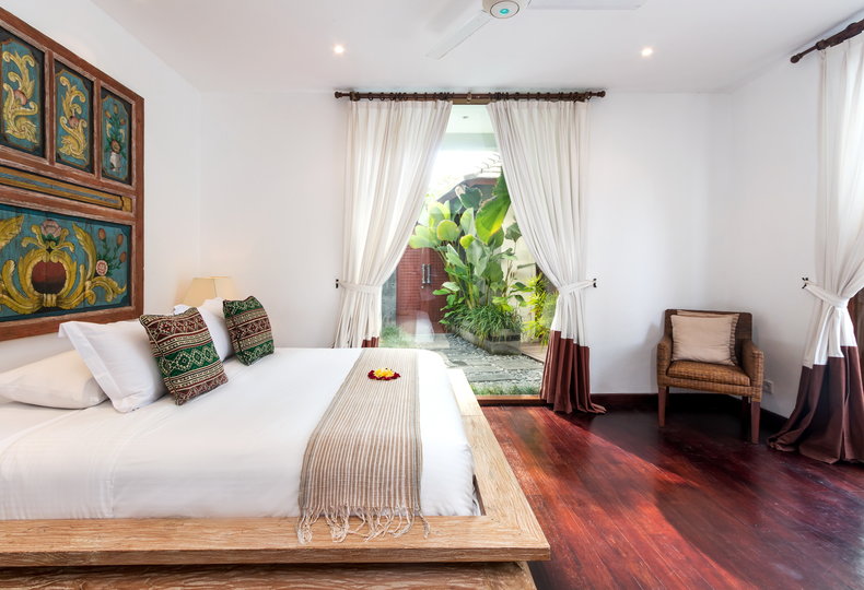 Popoln vodnik za najem vaše ekskluzivne počitniške vile v Kabupaten Badung z zasebnim bazenom in polnim osebjem, Bali Villa 2113