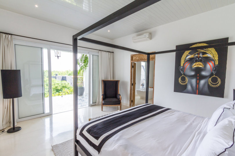 Predstavljajte si, da vaša družina najame luksuzno počitniško vilo s 5 spalnicami in osupljivim pogledom na ocean, Bali Villa 2114
