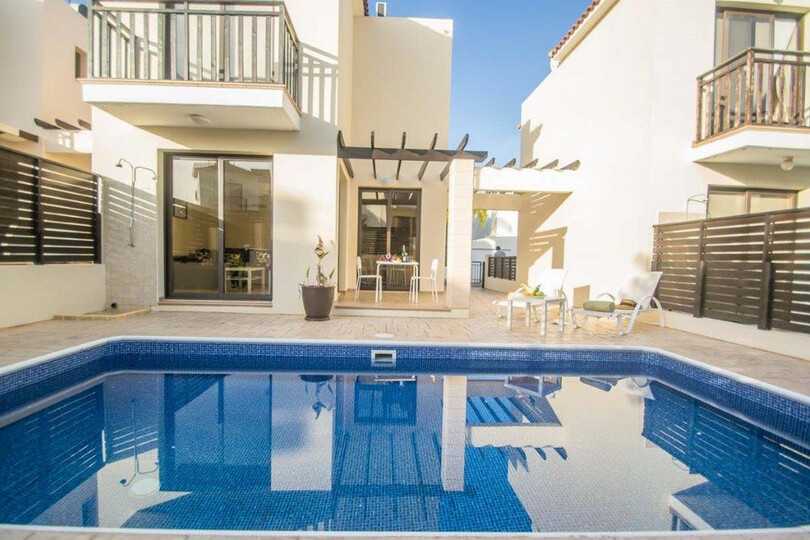 Končno lahko najamete popolno luksuzno vilo v Famagusti blizu vsega dogajanja, Famagusta Villa 1019