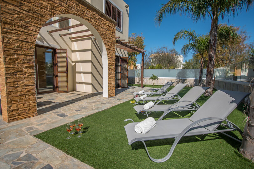 Vaša čudovita počitniška vila le nekaj minut od Famaguste in njenih čudovitih plaž, Famagusta Villa 1021
