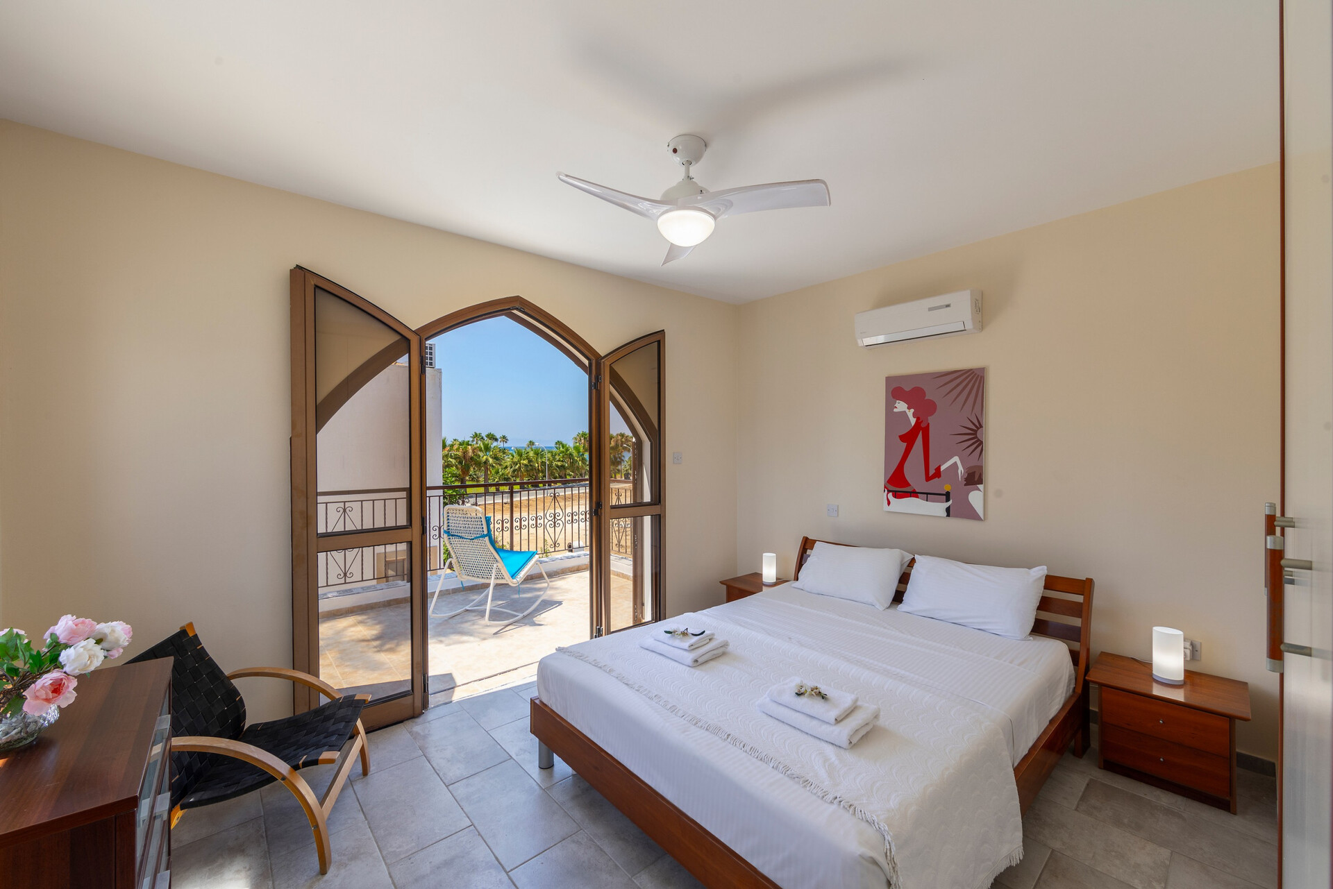 Vrhunski vodnik za najem vaše luksuzne vile s 4 spalnicami na plaži, vila Famagusta 1022