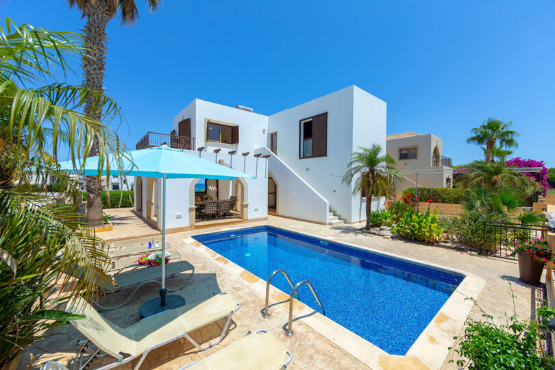 Vrhunski vodnik za najem vaše luksuzne vile s 4 spalnicami na plaži, vila Famagusta 1022