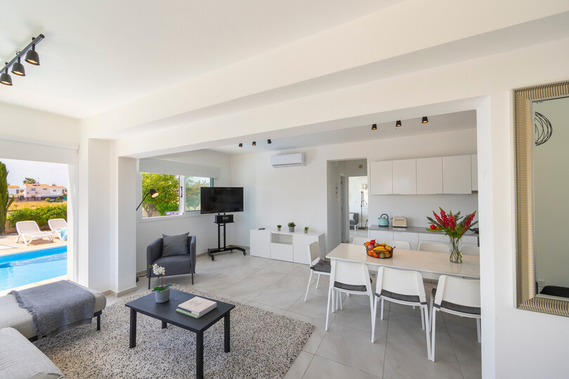 Vam in vaši družini bo všeč ta vila v bližini čudovitega mesta Famagusta, Famagusta Villa 1023