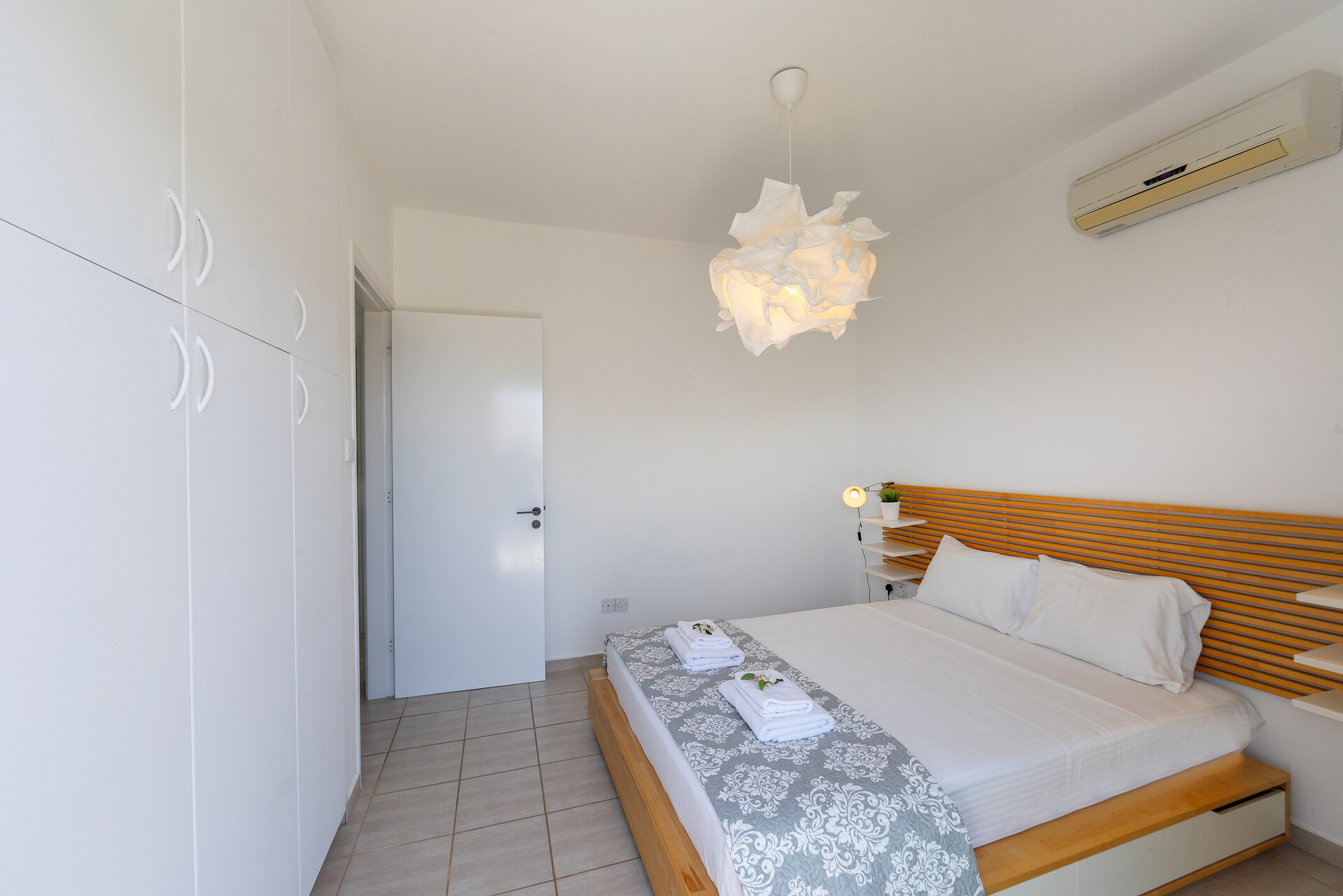Vam in vaši družini bo všeč ta vila v bližini čudovitega mesta Famagusta, Famagusta Villa 1023