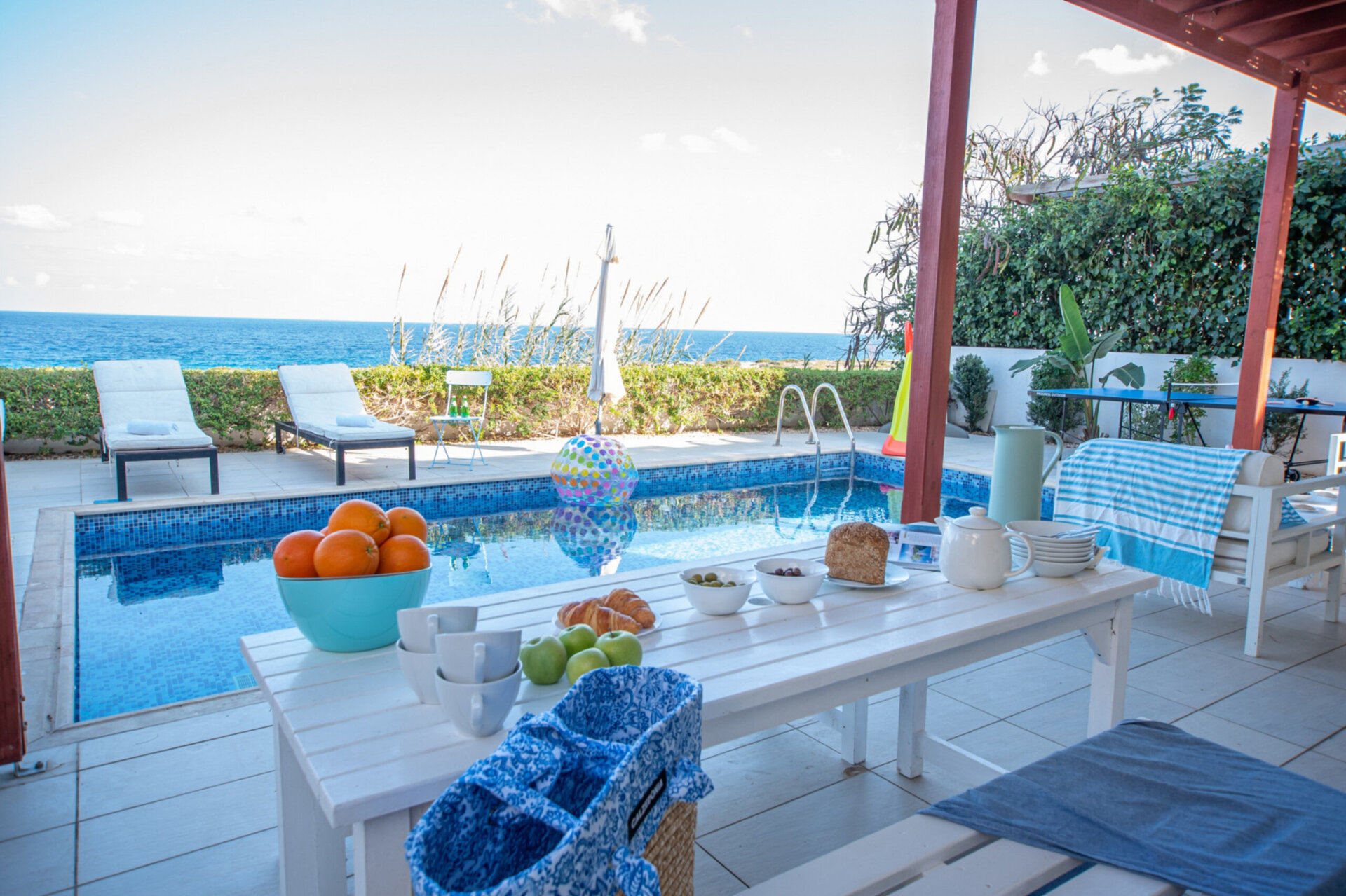 Skrivnost uživanja v vili s 5 zvezdicami blizu plaže v Famagusti, vila Famagusta 1025