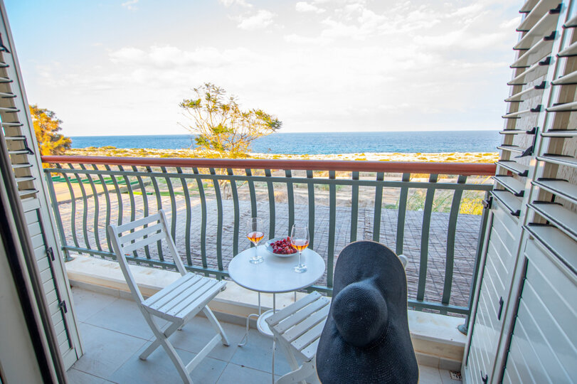 Skrivnost uživanja v vili s 5 zvezdicami blizu plaže v Famagusti, vila Famagusta 1025