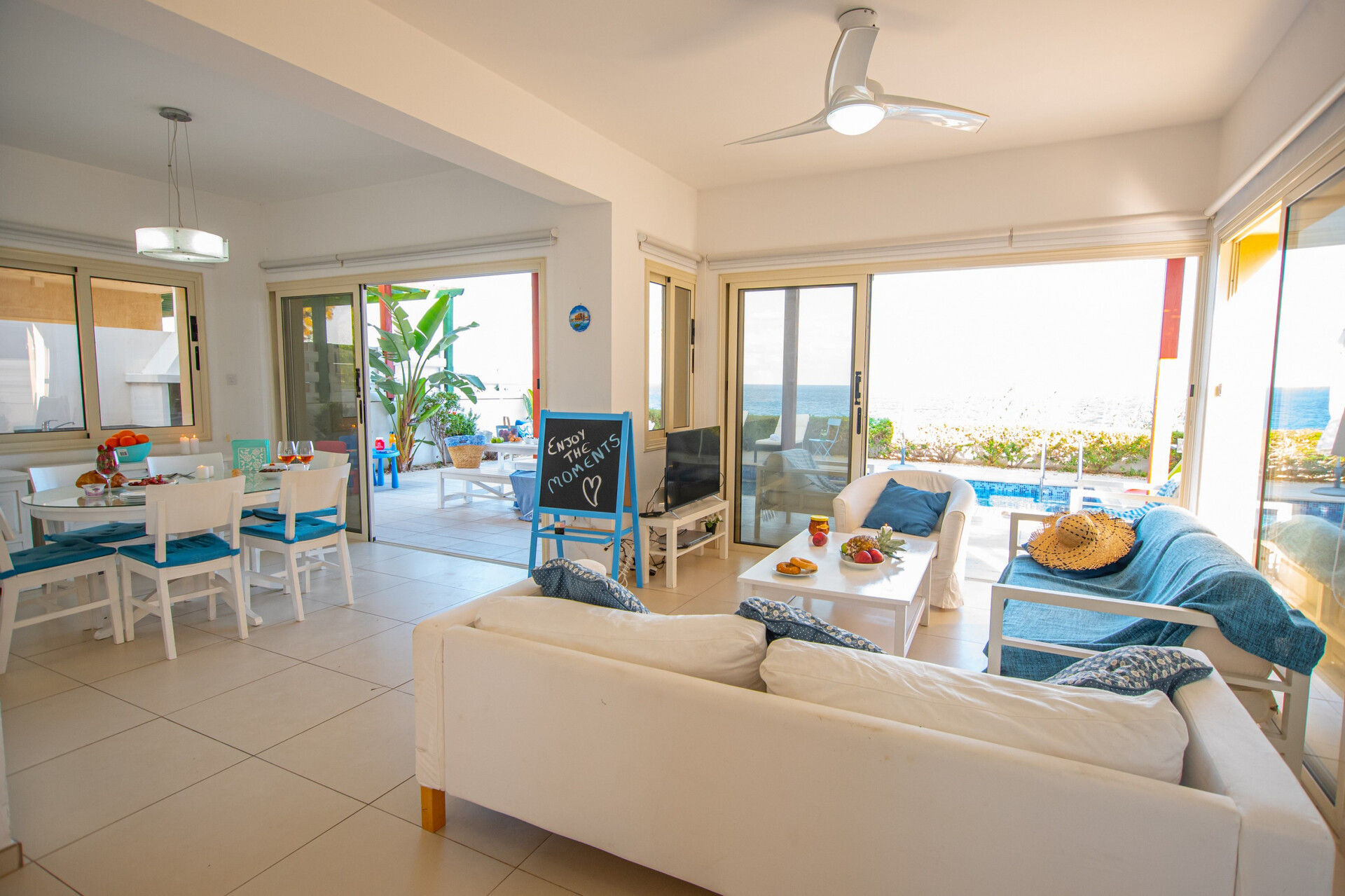 Skrivnost uživanja v vili s 5 zvezdicami blizu plaže v Famagusti, vila Famagusta 1025