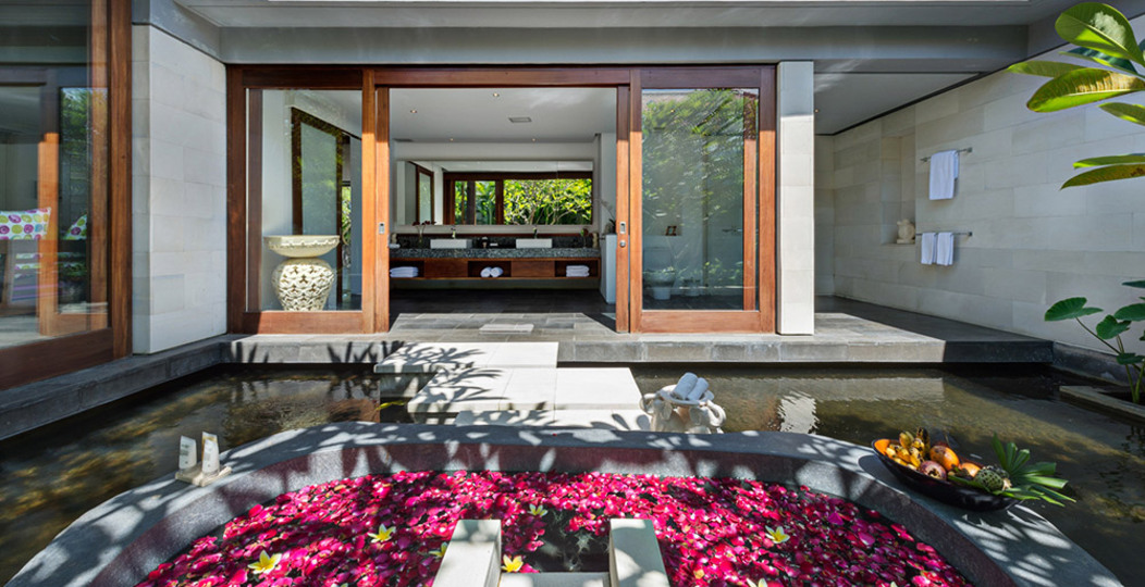 Luksuzna vila s 7 spalnicami in zasebnim bazenom, Bali Villa 2130