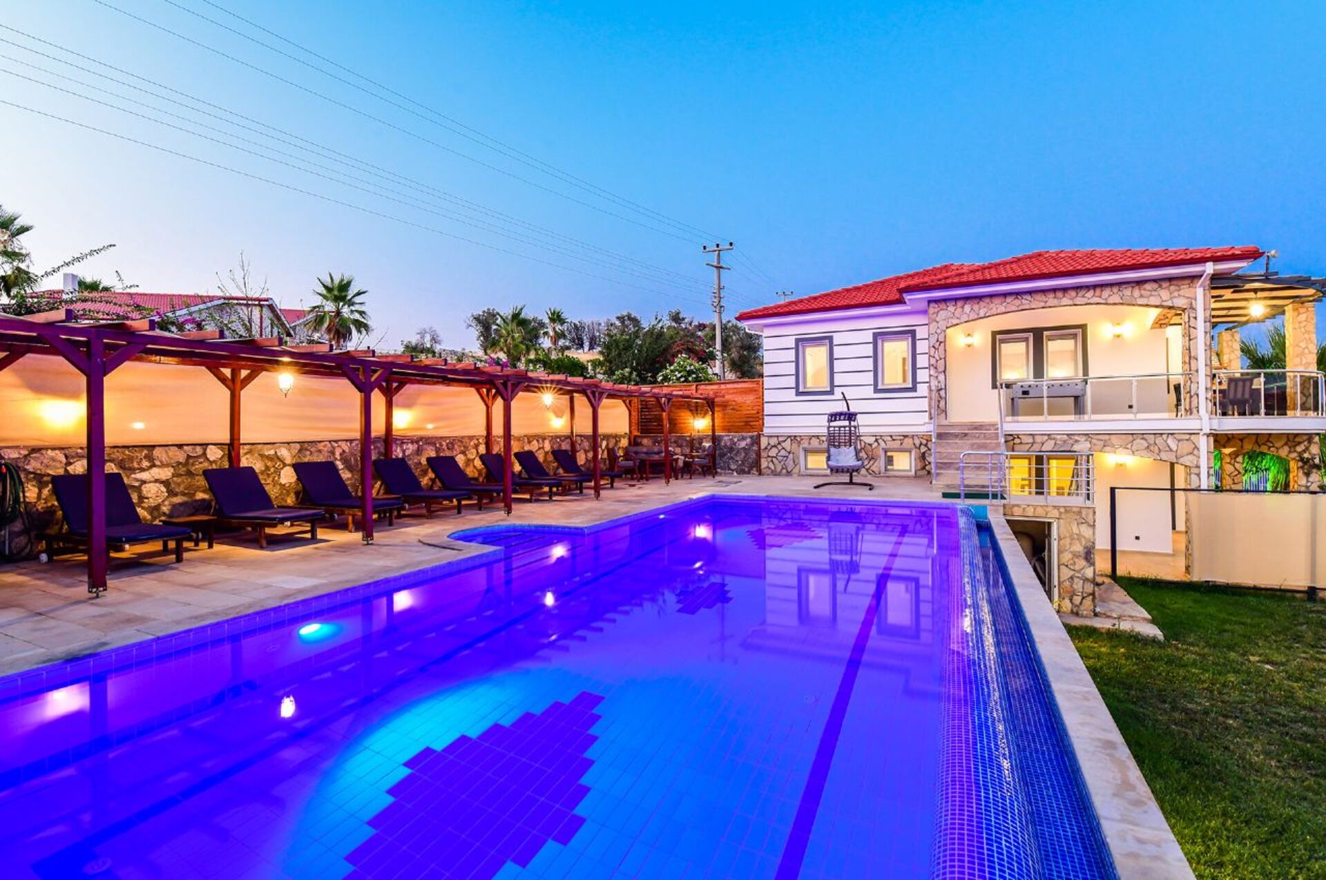 Všeč vam bo ta luksuzna vila s 4 spalnicami, Fethiye Villa 1005