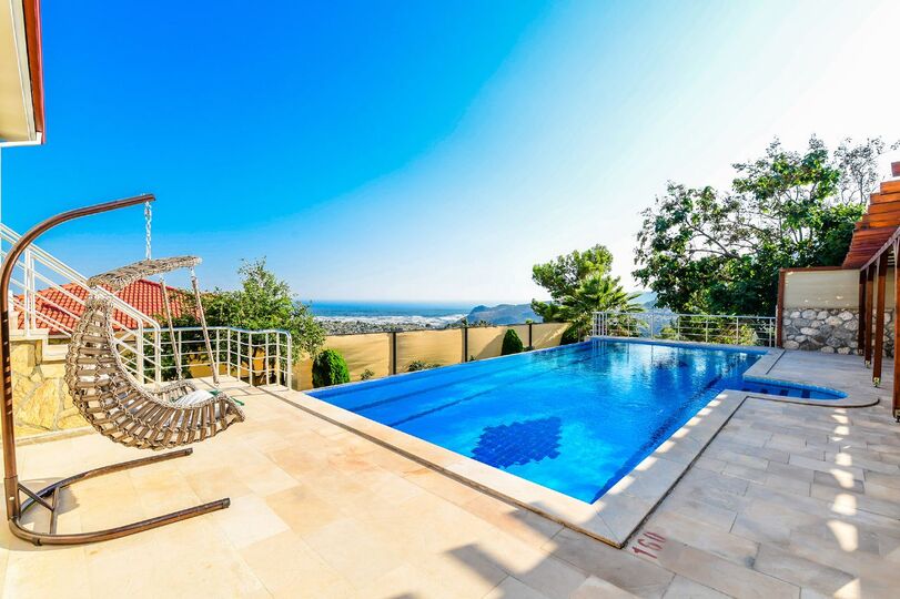 Všeč vam bo ta luksuzna vila s 4 spalnicami, Fethiye Villa 1005