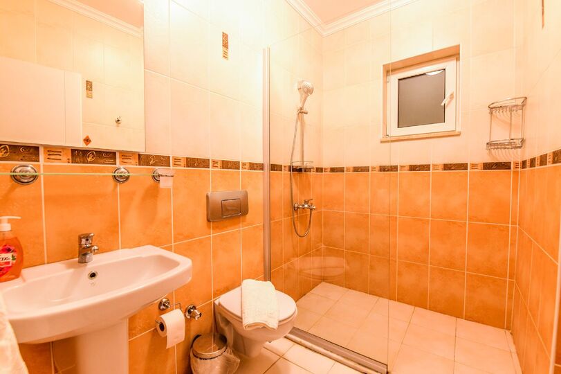 Všeč vam bo ta luksuzna vila s 4 spalnicami, Fethiye Villa 1005