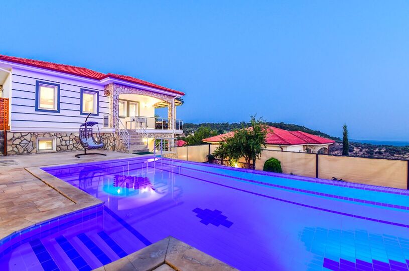 Všeč vam bo ta luksuzna vila s 4 spalnicami, Fethiye Villa 1005