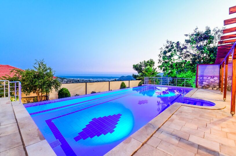 Všeč vam bo ta luksuzna vila s 4 spalnicami, Fethiye Villa 1005