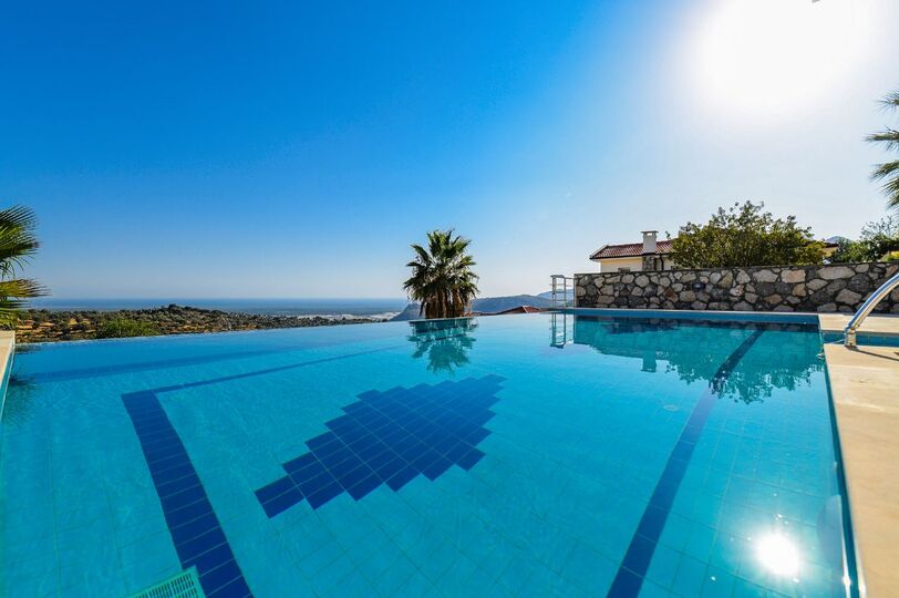 Ekskluzivna vila s 3 spalnicami in pogledom na plažo Patara, vila Fethiye 1007