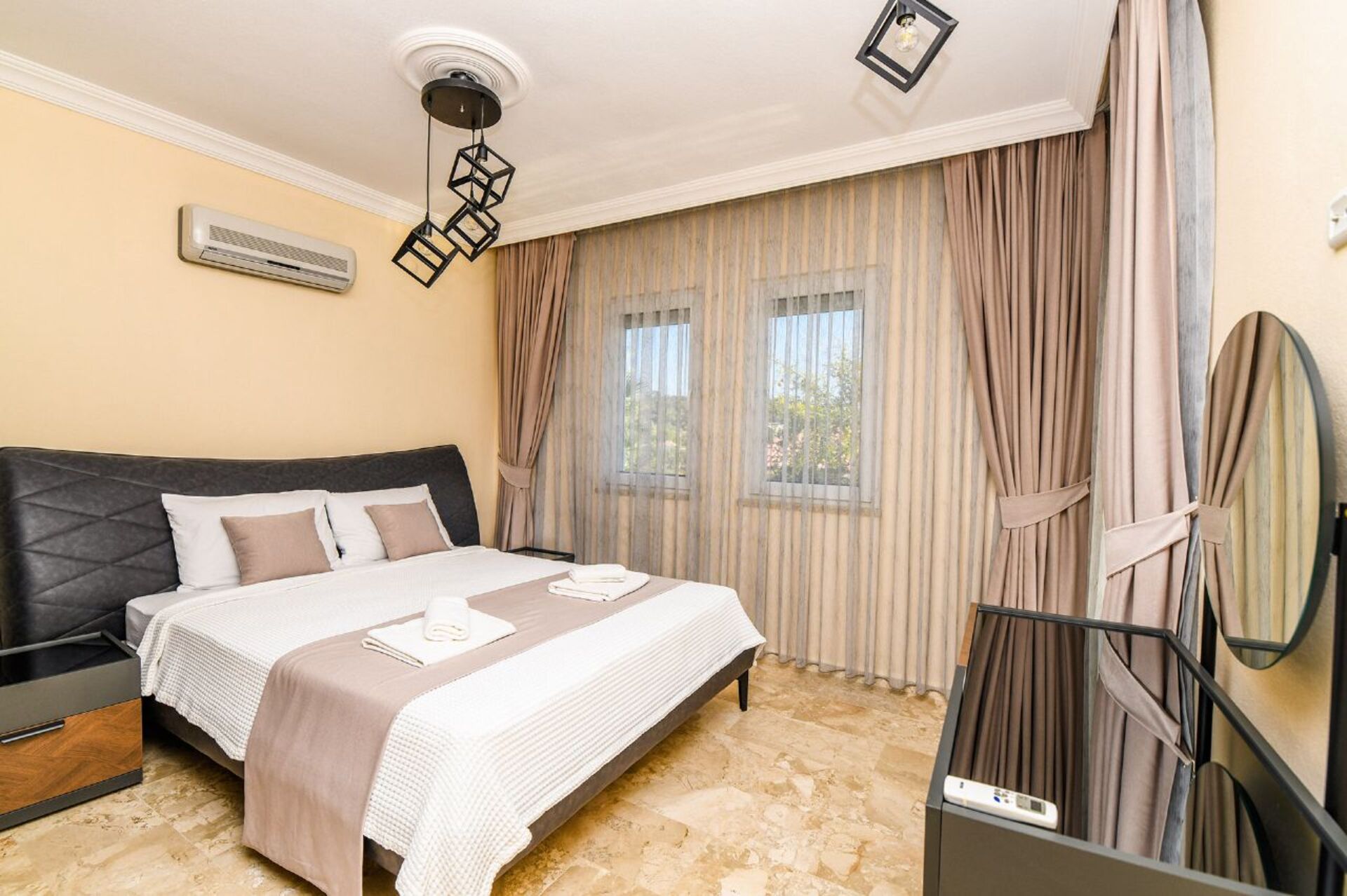 Ekskluzivna vila s 3 spalnicami in pogledom na plažo Patara, vila Fethiye 1007