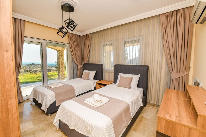 Ekskluzivna vila s 3 spalnicami in pogledom na plažo Patara, vila Fethiye 1007