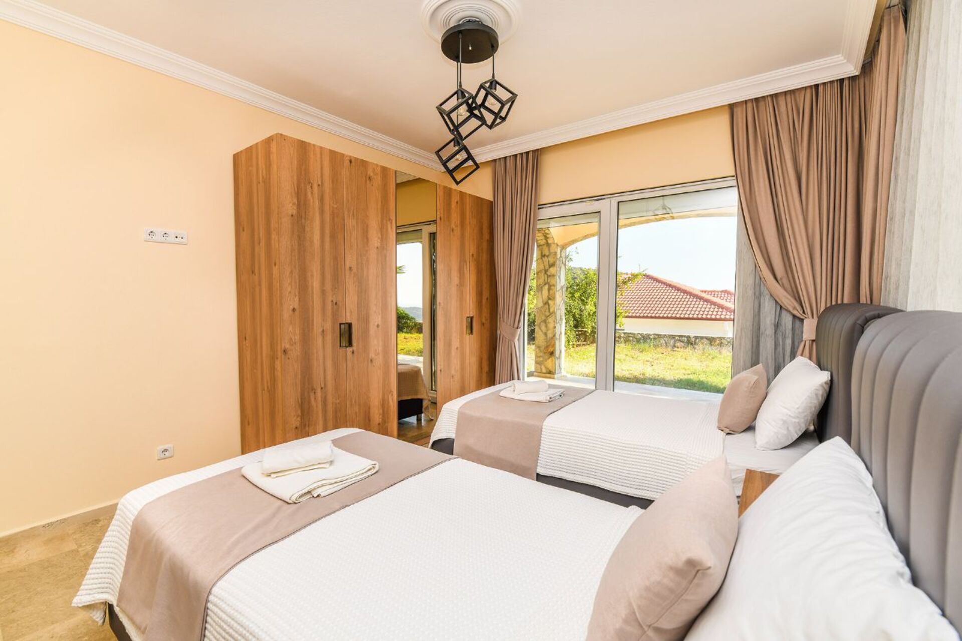 Ekskluzivna vila s 3 spalnicami in pogledom na plažo Patara, vila Fethiye 1007