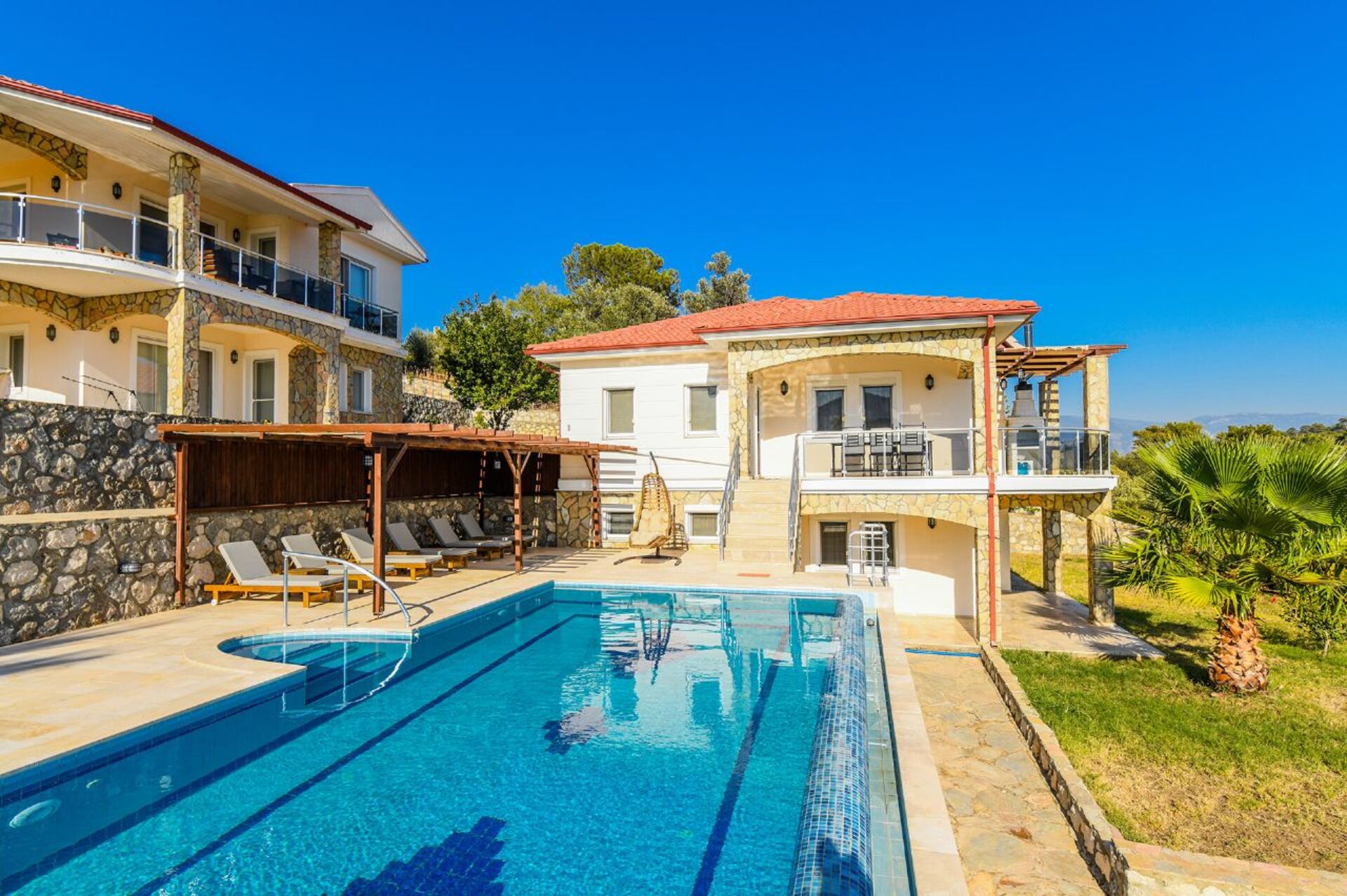 Ekskluzivna vila s 3 spalnicami in pogledom na plažo Patara, vila Fethiye 1007
