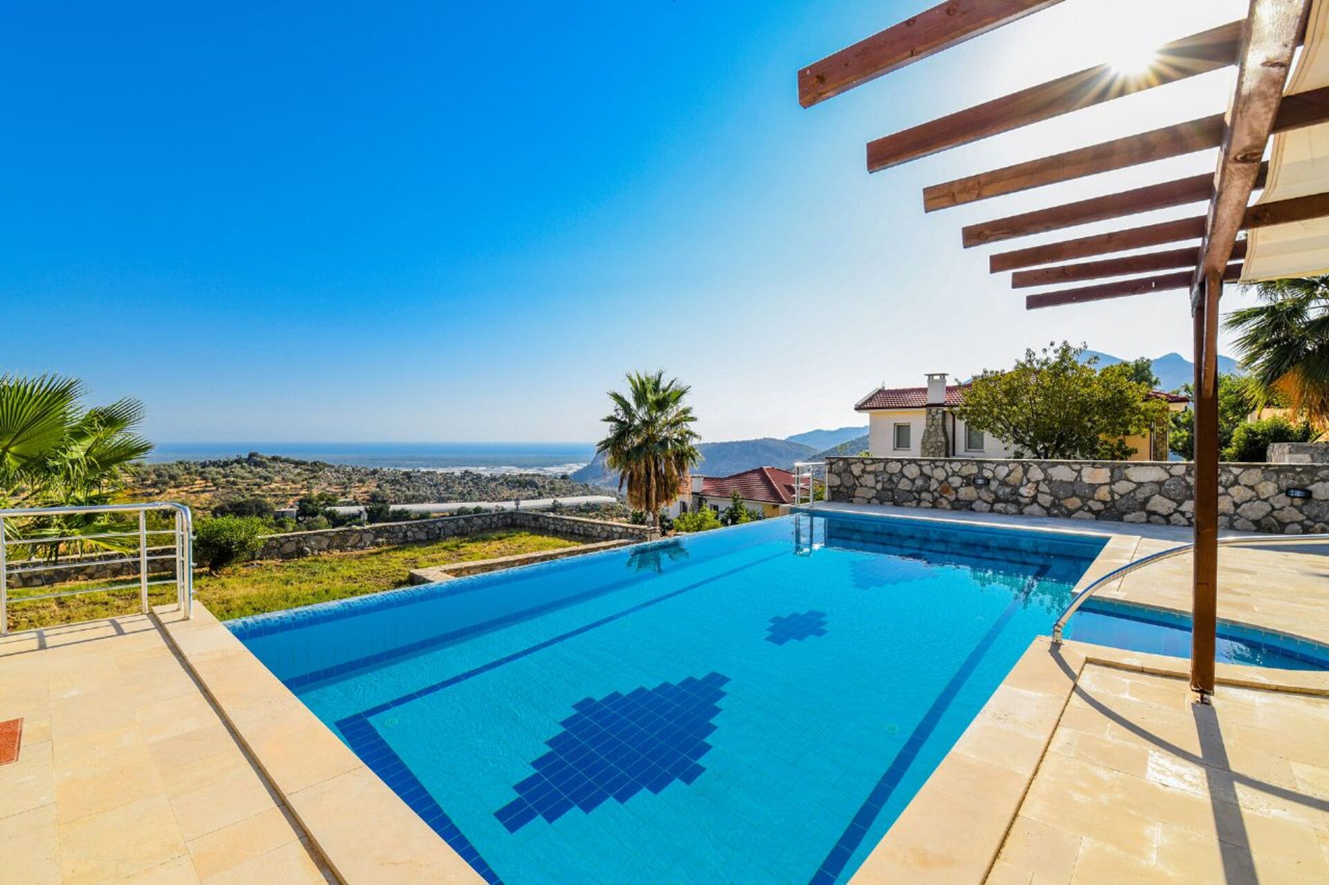 Ekskluzivna vila s 3 spalnicami in pogledom na plažo Patara, vila Fethiye 1007