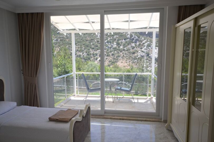 Najemite svojo luksuzno vilo s 4 spalnicami, Kalkan Villa 1071