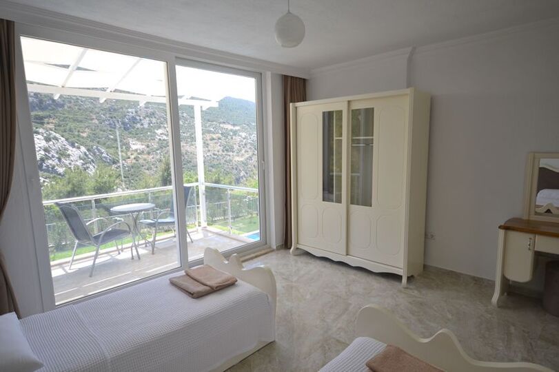 Najemite svojo luksuzno vilo s 4 spalnicami, Kalkan Villa 1071