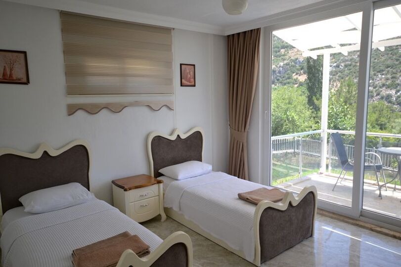 Najemite svojo luksuzno vilo s 4 spalnicami, Kalkan Villa 1071