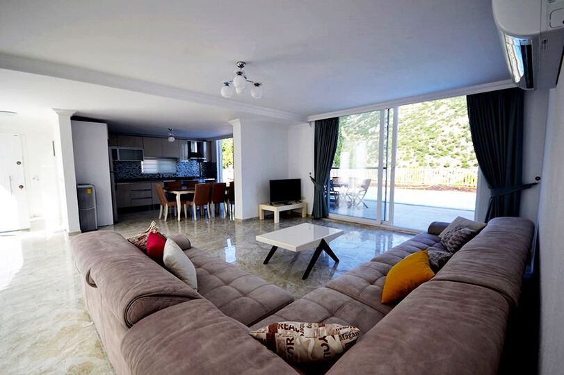 Najemite svojo luksuzno vilo s 4 spalnicami, Kalkan Villa 1071