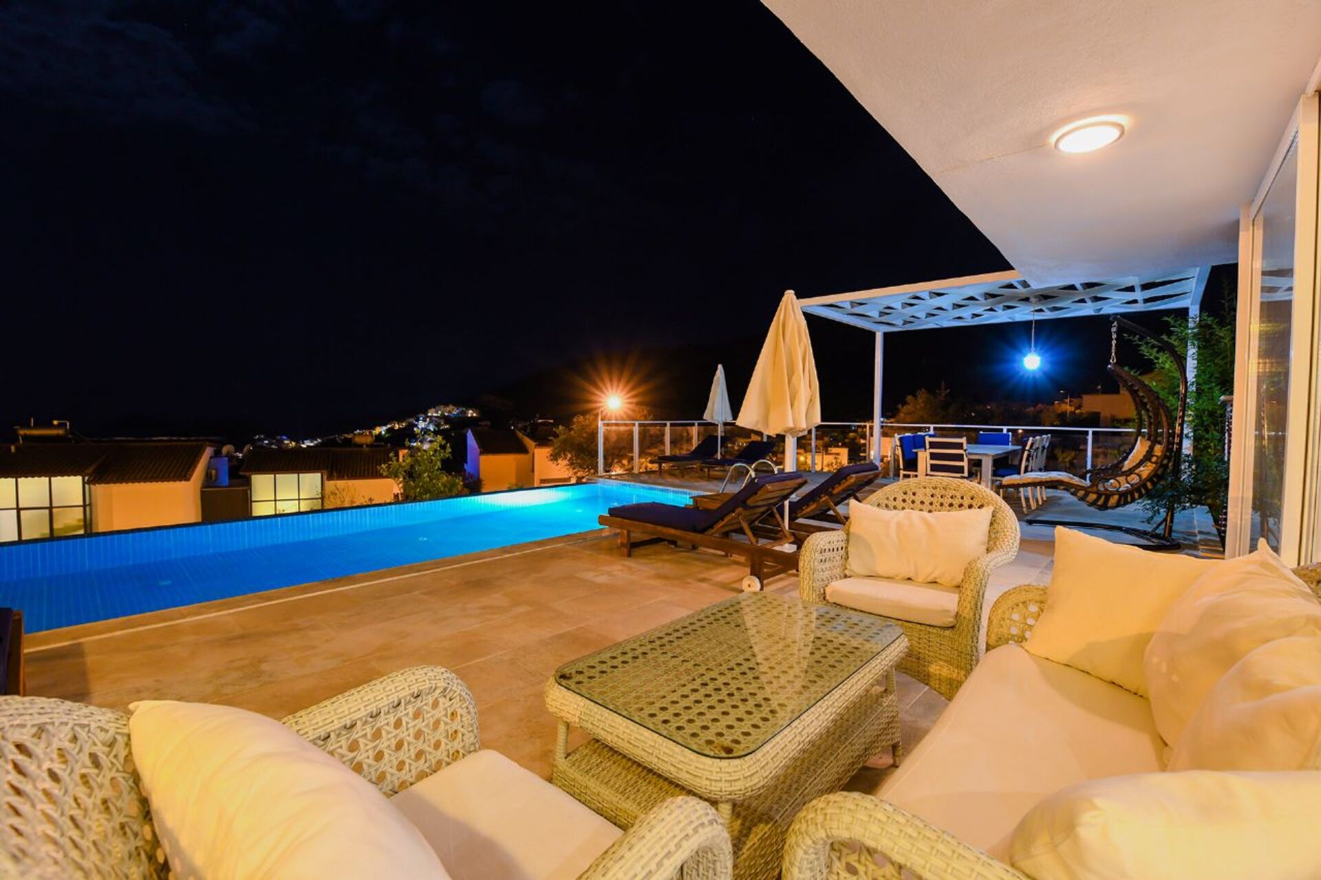 Vrhunska vila z osupljivim razgledom, Antalya Villa 1072