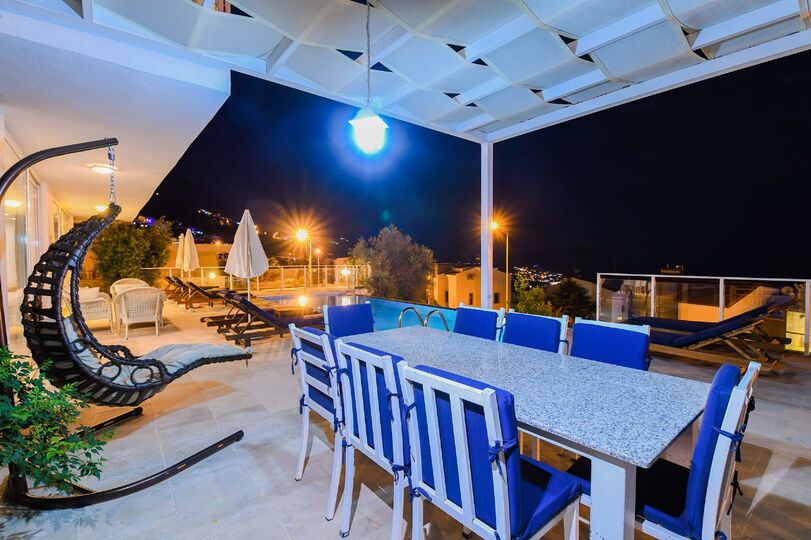 Vrhunska vila z osupljivim razgledom, Antalya Villa 1072