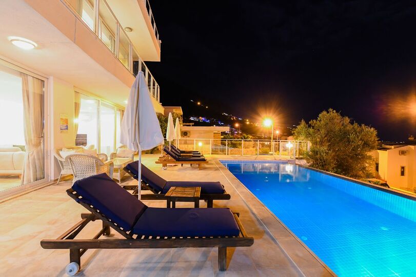 Vrhunska vila z osupljivim razgledom, Antalya Villa 1072